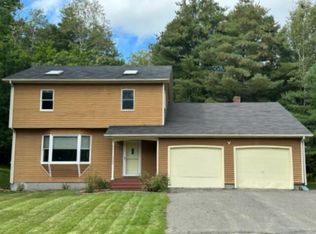 86 Mulberry Ln, Waterville, ME 04901