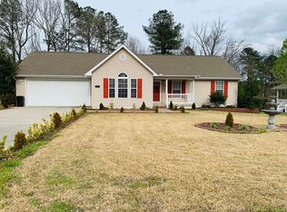 245 Farmstead Ct, Rockingham, NC 28379