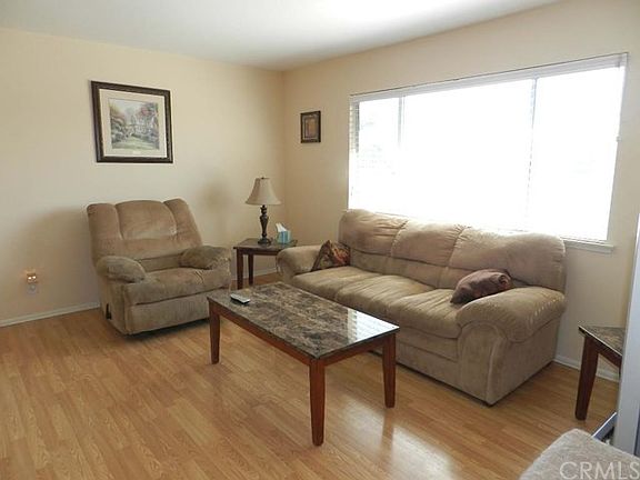 Clean and Well Kept, Light Color Laminate Flooring