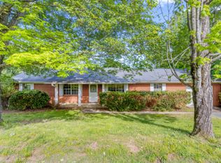 174 S Mission Ridge Dr, Rossville, GA 30741