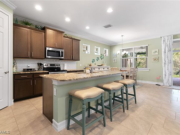 5th image of 3075 Amadora Cir