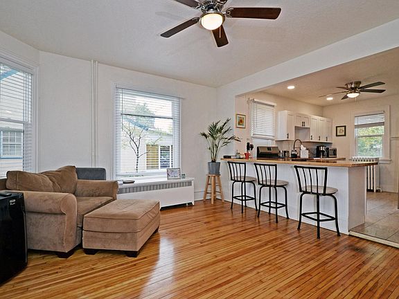 5th image of 5312 41st Ave S #1
