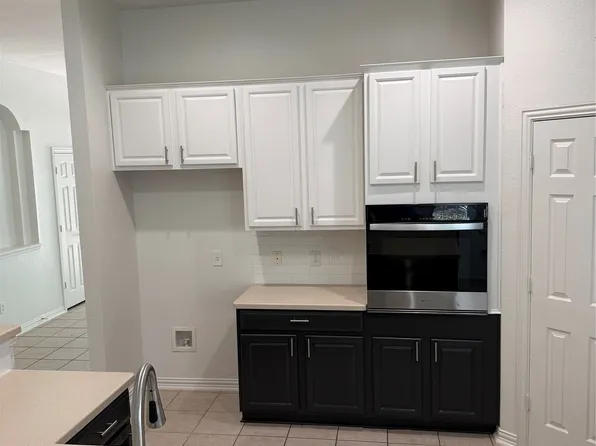 10441 Stoneside Trl, Fort Worth, TX 76244