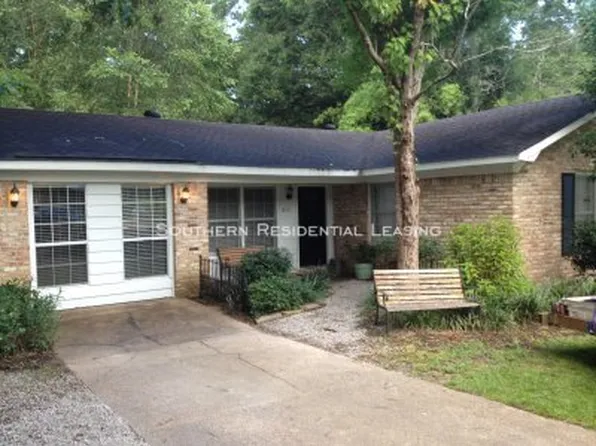 815 Nassau Dr, Mobile, AL 36608