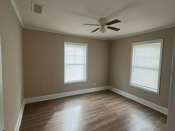 4th image of 1570 Colonial Dr