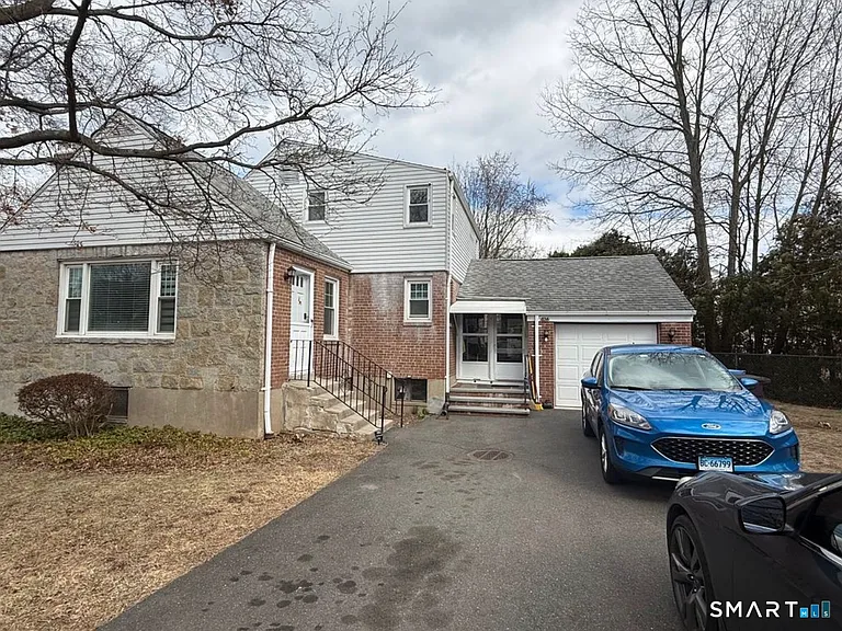 134 Vance St #2 — Photo 1