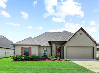 857 Hope Hollow Dr, Gonzales, LA 70737