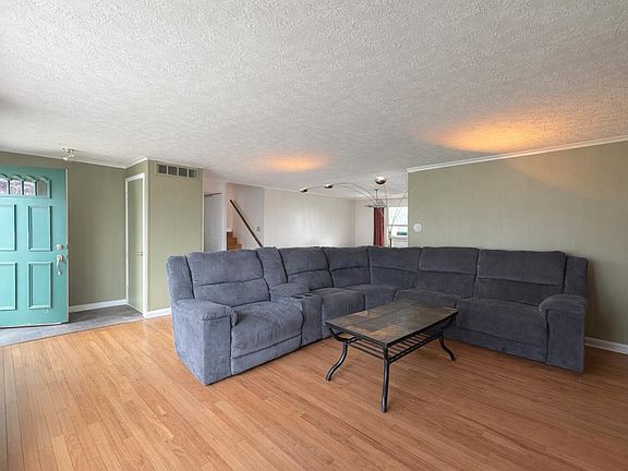 2nd image of 448 Ontario Ave
