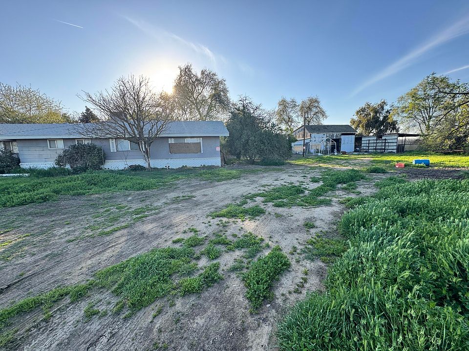 2nd image of 26017 Road 100