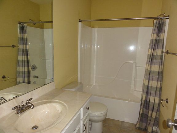 5th image of 347 Brookside Dr