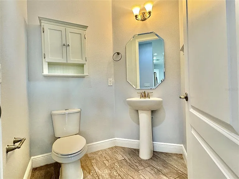9799 Winnington St — Photo 28