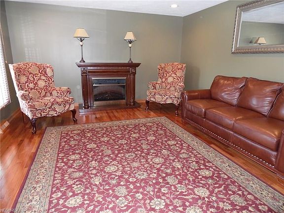 2nd image of 83 River Park Blvd