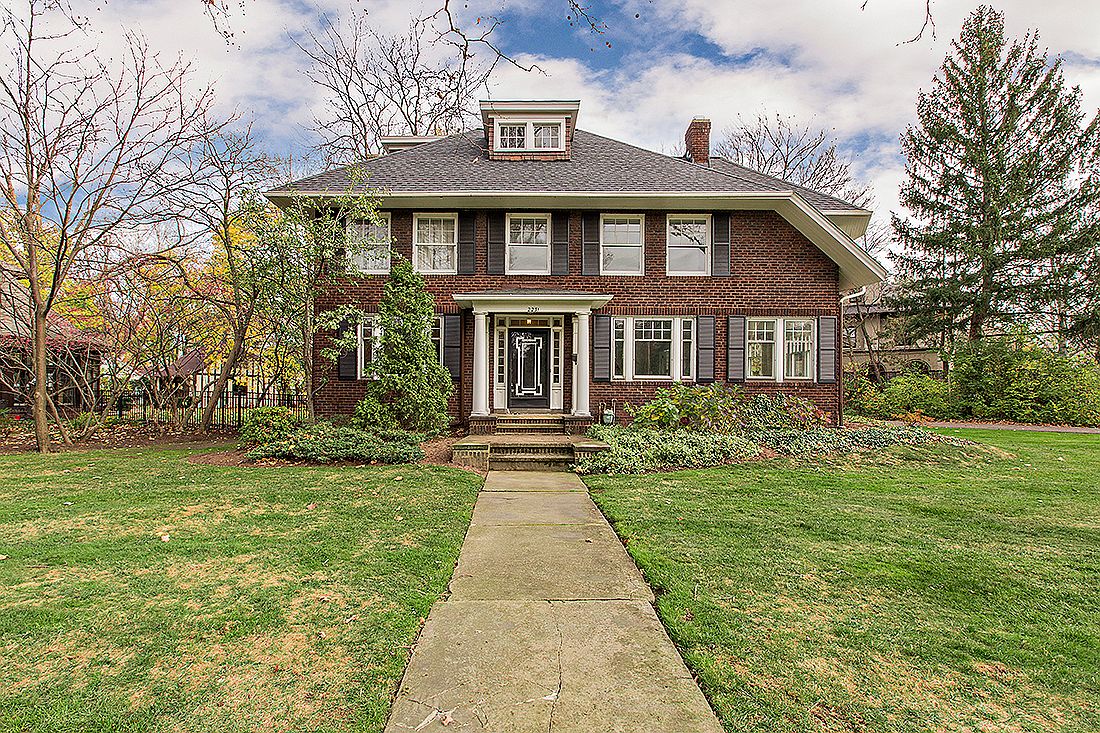 2231 Chatfield Dr, Cleveland Heights, OH 44106 Zillow