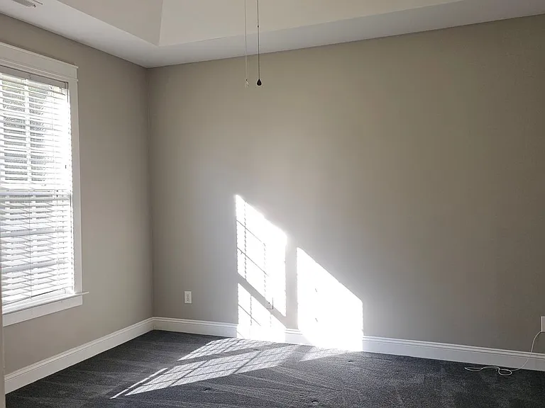 256 Stansbury Ln — Photo 10