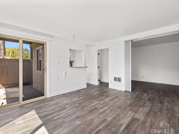 1345 Cabrillo Park Dr, Santa Ana, CA 92701