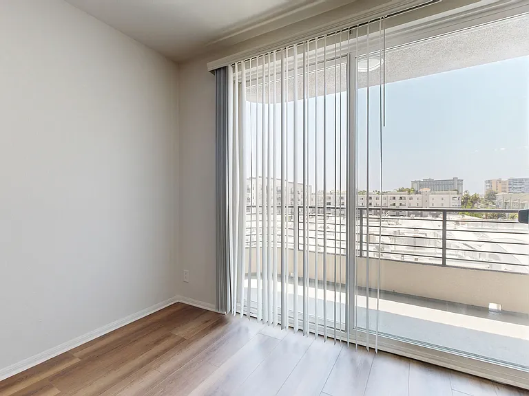 The Westerly on Lincoln — Photo 184