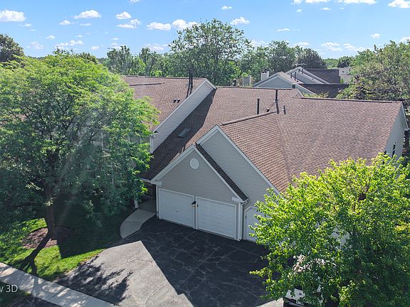 2nd image of 2878 Meadow Ln Unit Z2