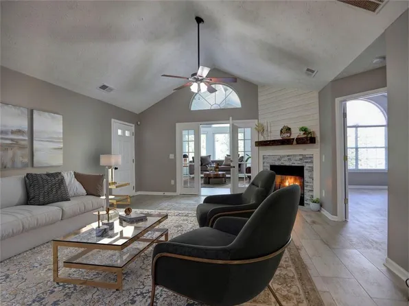 3822 Vineyards Lake Cir NW #16, Kennesaw, GA 30144
