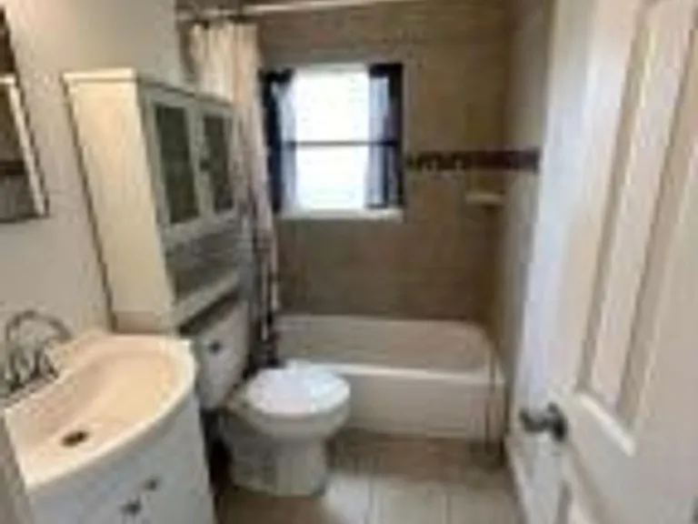 1750 Cowan Dr — Photo 5