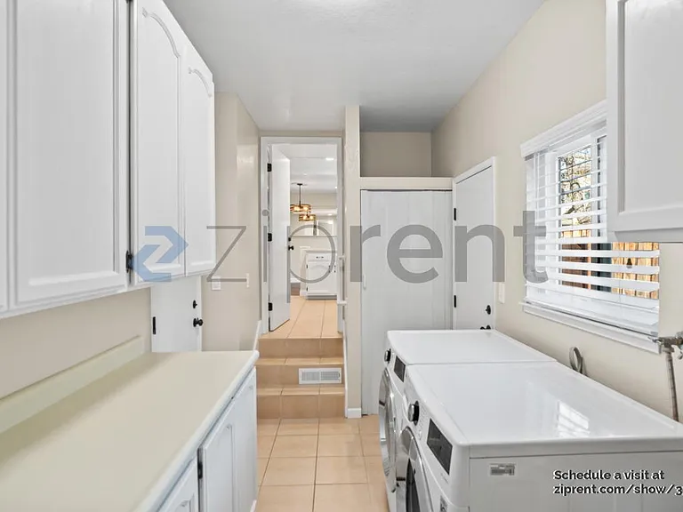 2950 Moorpark Ave — Photo 18