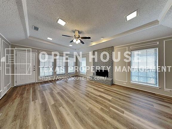 3rd image of 1521 Shonka Dr