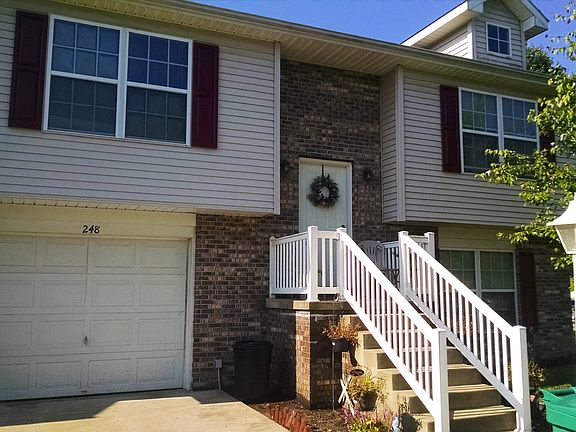 Briarwood Place Unit