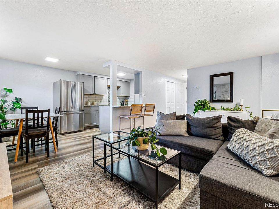 1st image of 625 N Pennsylvania Street #102