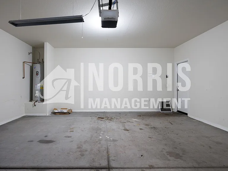 1153 E Gabrilla Dr — Photo 29
