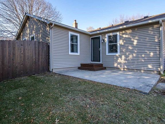 3rd image of 1208 Stratford Ave