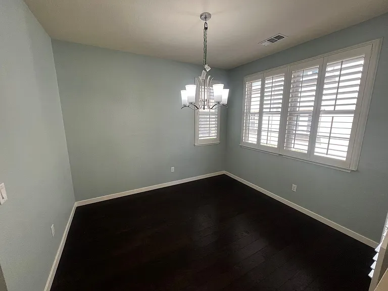221 Geary Way — Photo 11