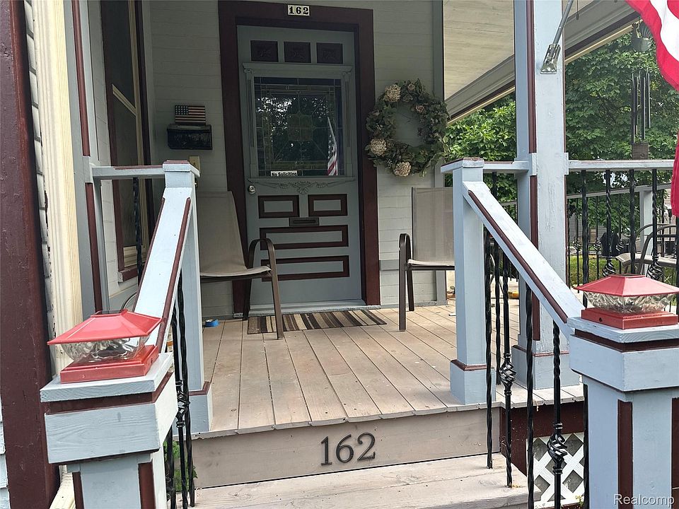 162 Church St, photo 2