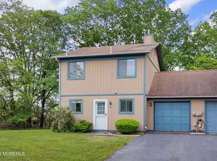 5 Swallow Ln #1000, Howell, NJ 07731