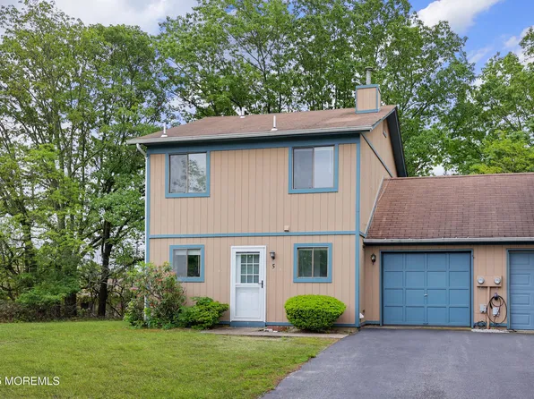 5 Swallow Lane #1000, Howell, NJ 07731