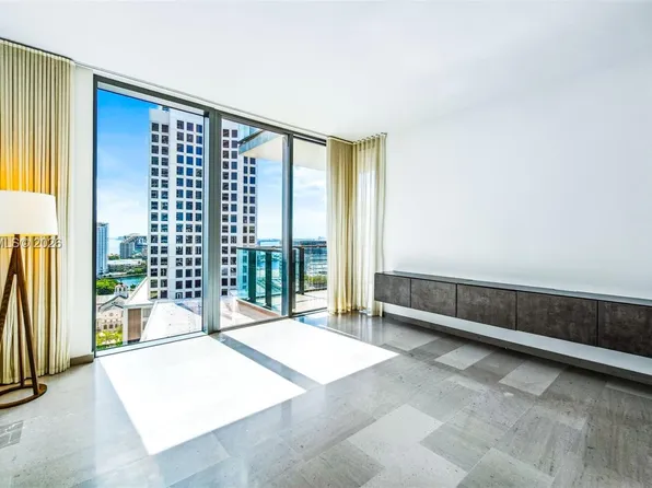 68 SE 6th St APT 1605, Miami, FL 33131