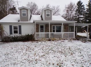 35118 51st Ave, Paw Paw, MI 49079