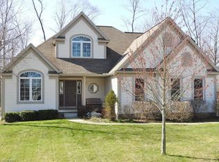 2880 Brookfield Dr, Barberton, OH