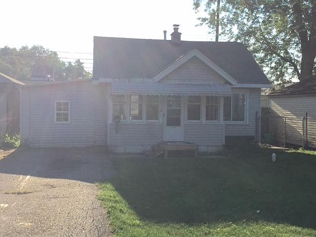 1st image of 19158 Centralia St