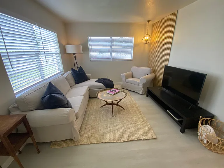 1718 W Palmetto St — Photo 2