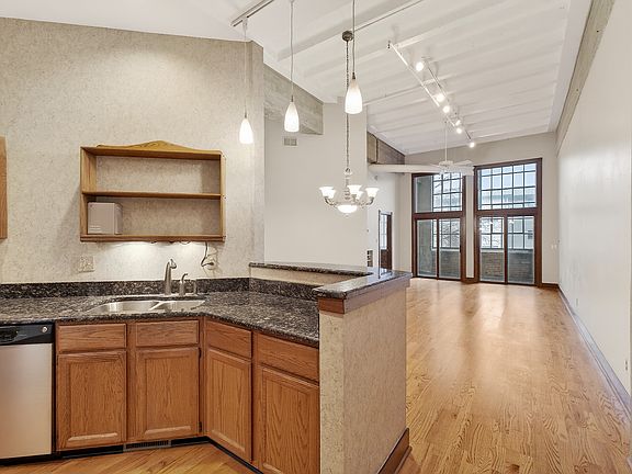 5th image of 611 N Park Ave APT 203
