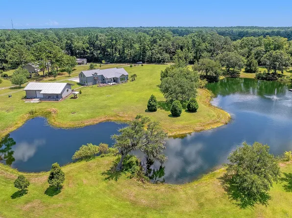 1330 Jay Dr, Johns Island, SC 29455