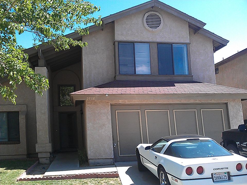 1st image of 2538 Desert Oak Dr