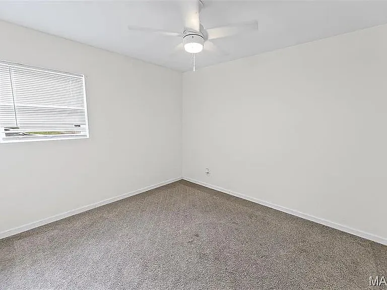 3 bed, 1.0 bath, $1,350 — Photo 4