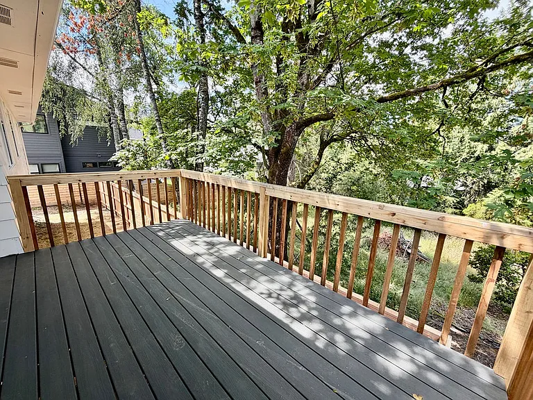 7407 SW 36th Ave — Photo 47