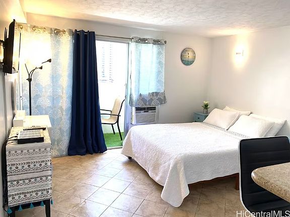 2nd image of 2450 Prince Edward St APT 1005A