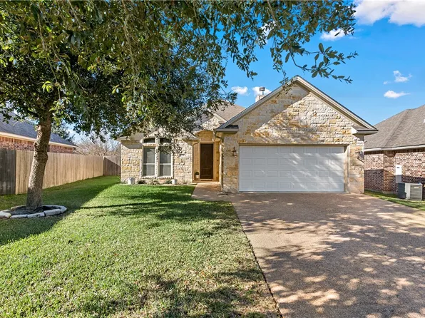 2208 Carlisle Ct, College Station, TX 77845