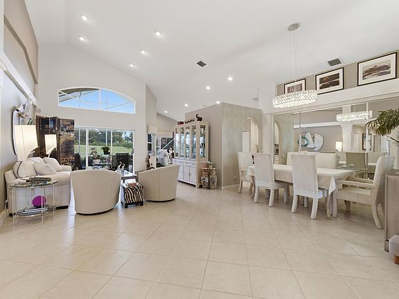 4th image of 7170 Falls Road E