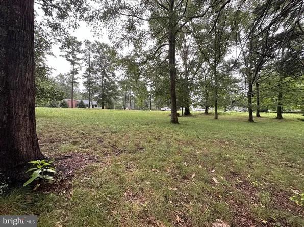 14 E Jefferson St, Warsaw, VA 22572