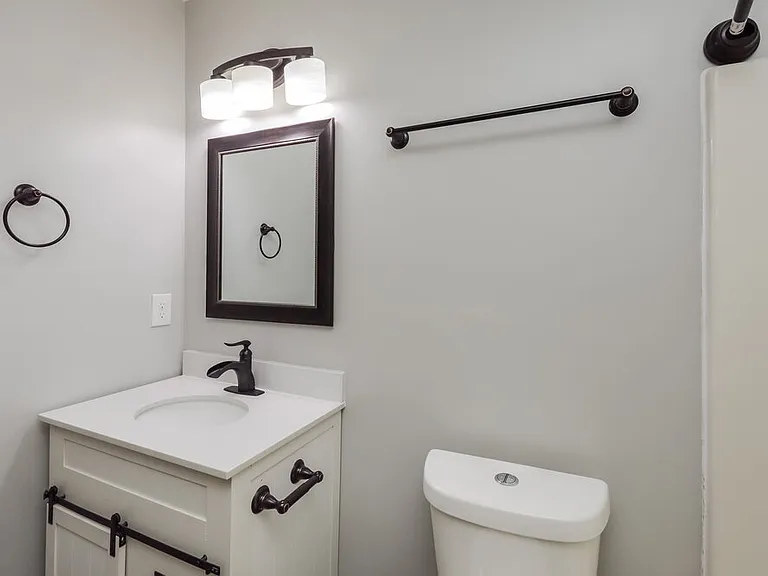 2093 Phillips Rd — Photo 16