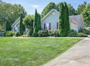 30 Ashley Woods Dr, Arden, NC 28704