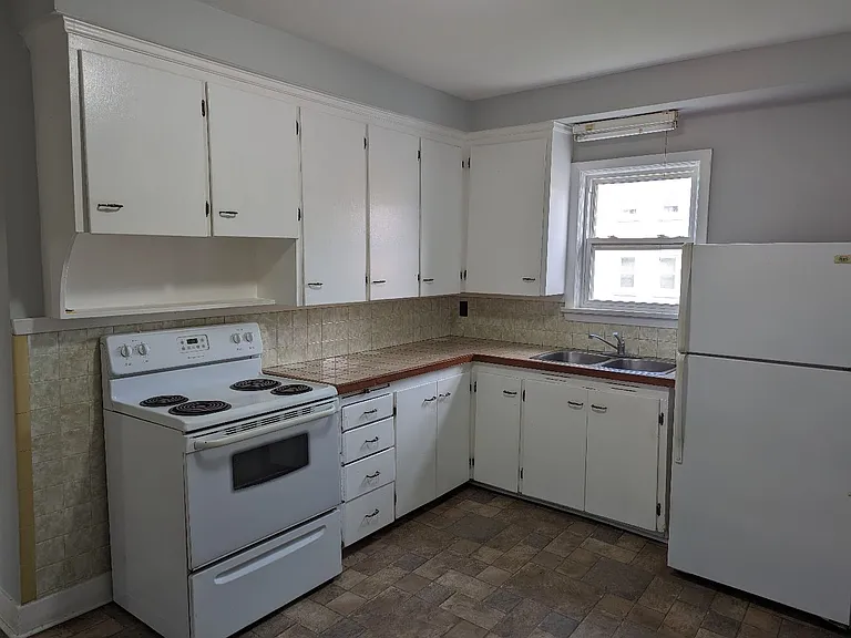 63 Pelham Rd #1 — Photo 1